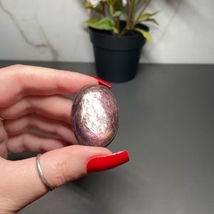High Quality Gem Lepidolite Crystal Palmstone with Flash and Rare Red Glow